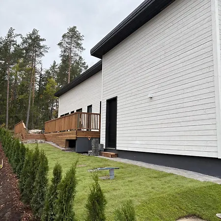 Cozy Yard Guest With Private Entrance *